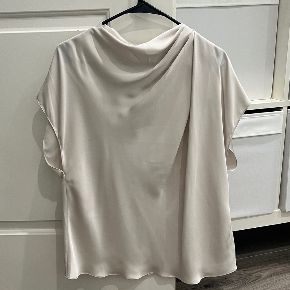 Aritzia Babaton Nominee Satin Blouse